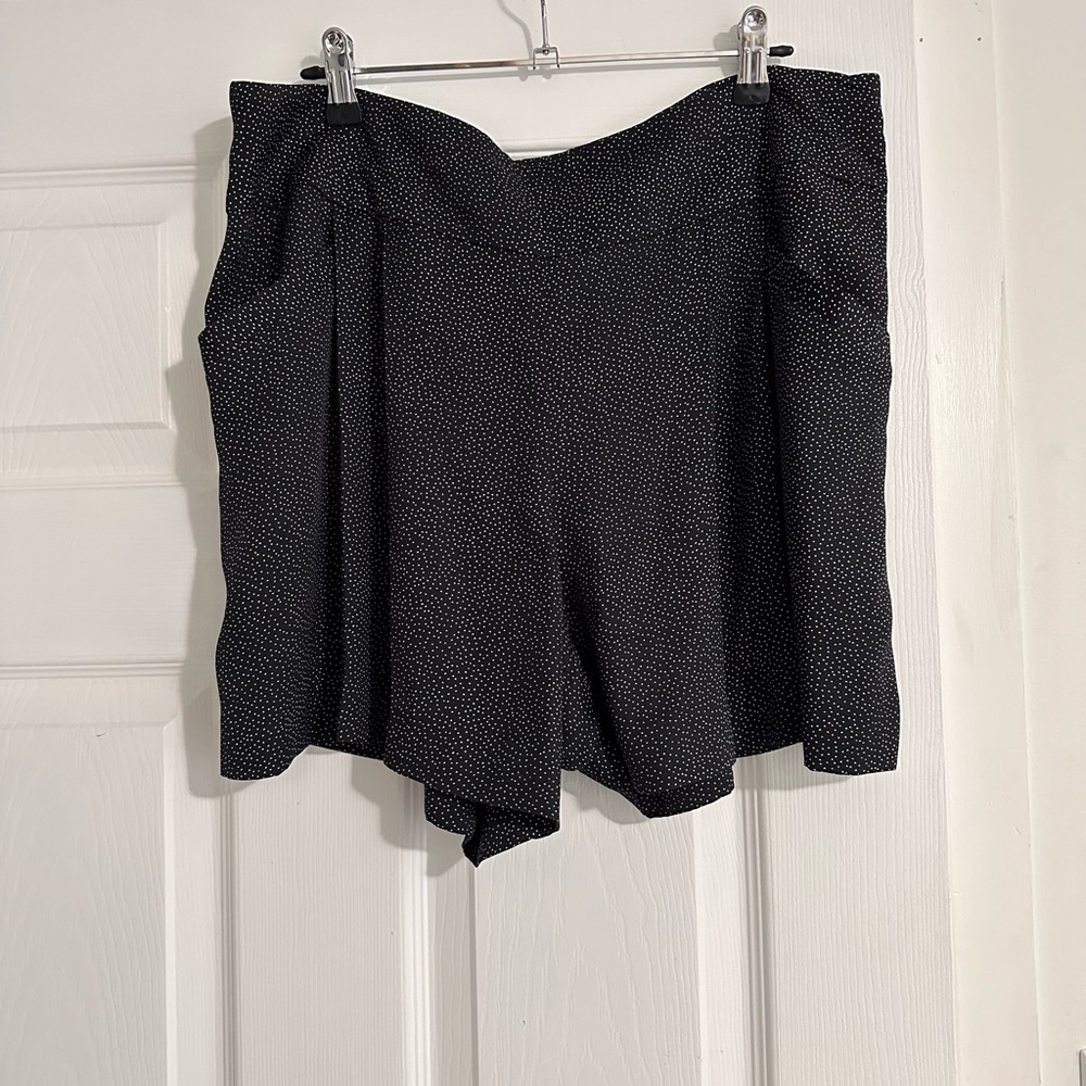 COPY - Loft black soft blousy short. Micro polkadot print.